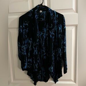 Spirit Oregon Kimono-Like New! 🔥